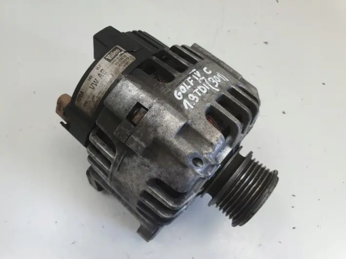 Audi A3 8L Golf IV Seat Leon 1.9 TDI ALTERNATOR Valeo 038903023S 120A