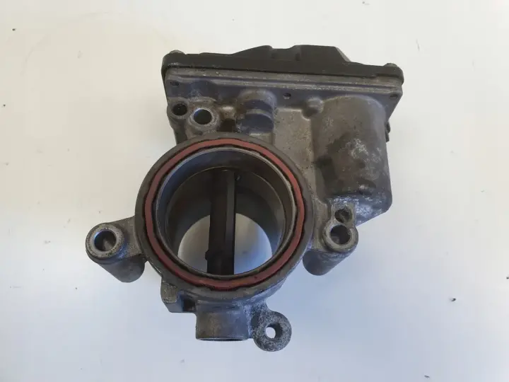 VW Polo V 1.2 TDI PRZEPUSTNICA 03l128063K