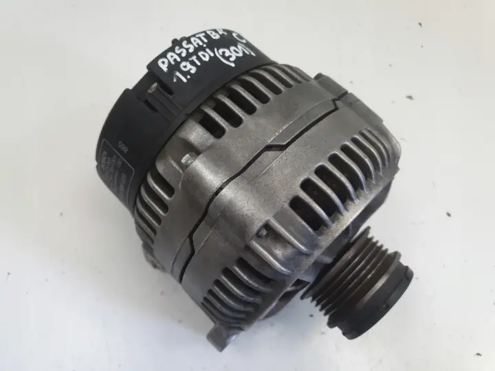 VW Passat B5 1.9 TDI ALTERNATOR bosch 0123515003 120A