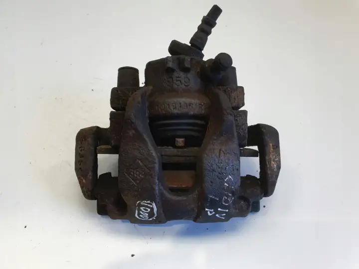 Renault Captur II LEWY PRZEDNI ZACISK HAMULCOWY przód KIEROWCY 368