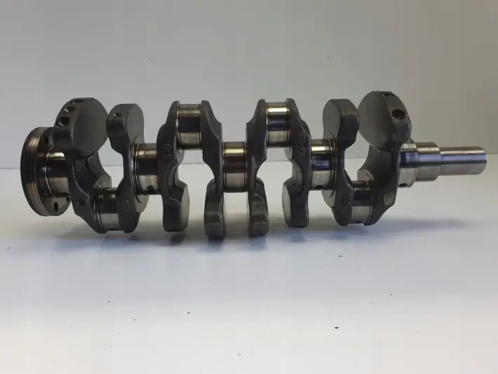 Kia Ceed 1.6 CRDI WAŁ KORBOWY