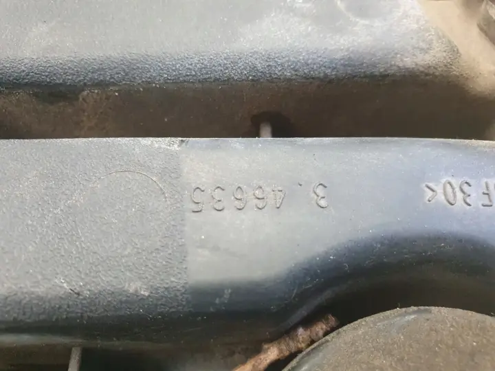Audi A3 II 8P 1.6 8V KOLEKTOR SSĄCY