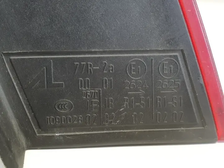 Audi A5 8T Coupe 07-16r TYLNA TYLNIA LAMPA LED PRAWA PRAWY TYŁ 8T0945096B