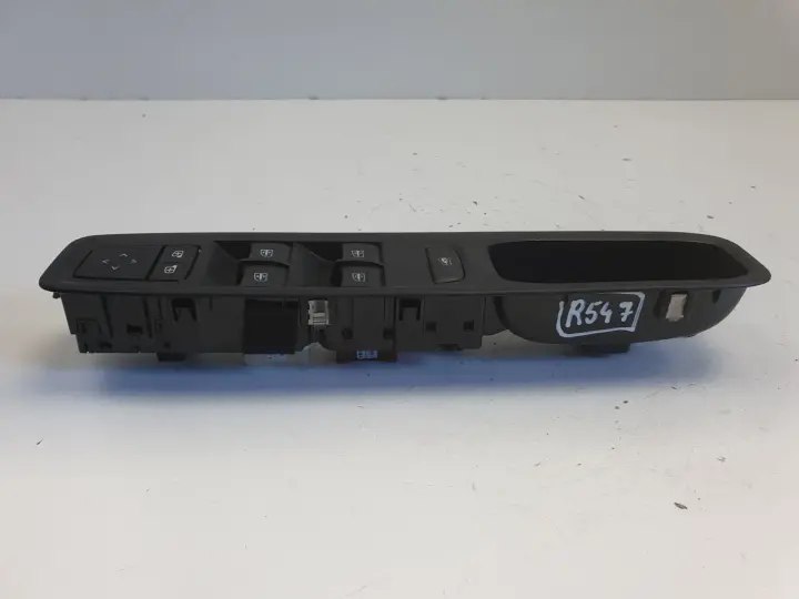 Dacia Sandero III LEWY PANEL STEROWANIA SZYBAMI SZYB Sterownik 254113300R