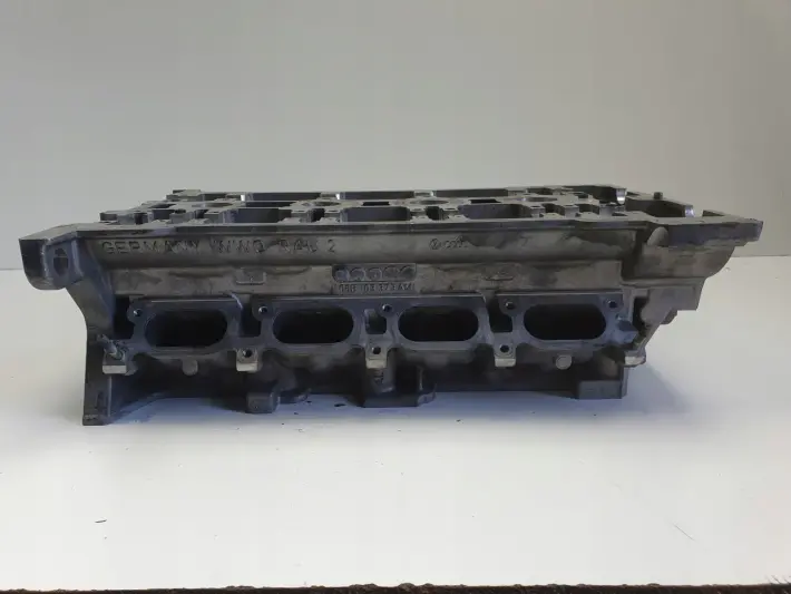 Audi A4 B6 2.0 20V GŁOWICA CYLINDRÓW 06B103373AM ALT 130KM
