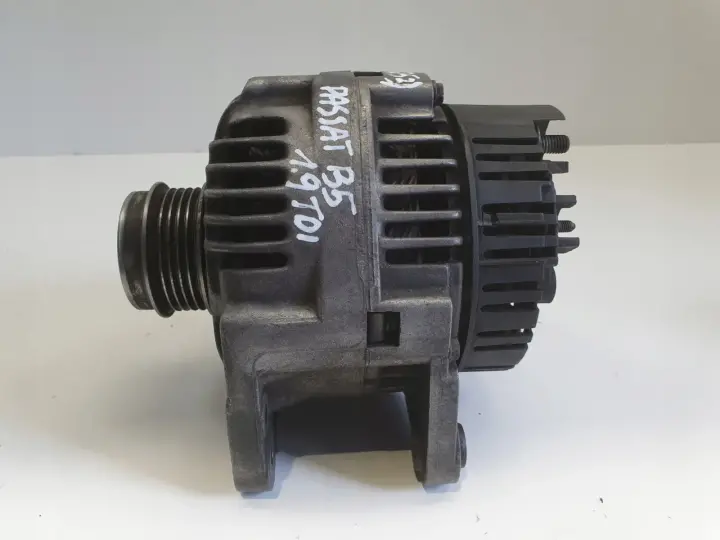 VW Passat B5 Audi A4 B5 A6 C5 1.9 TDI ALTERNATOR Valeo 028903027T 90A