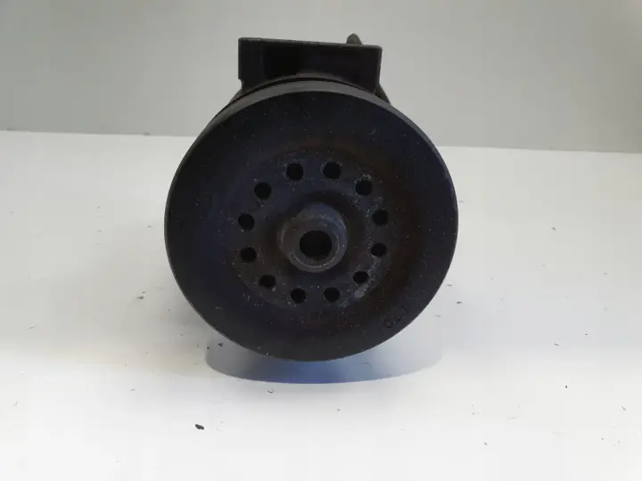 Opel Corsa D 1.4 16V SPRĘŻARKA KLIMATYZACJI 55701200