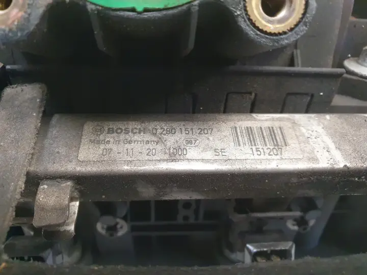 Opel Corsa D 1.0 12V KOLEKTOR SSĄCY 0280600062 55557905