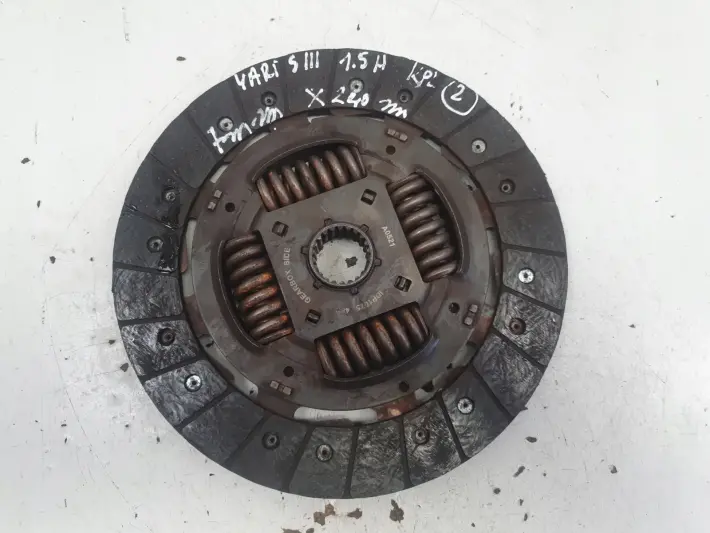 Toyota Yaris III 1.5 VVTi 2NR SPRZĘGŁO Tarcza docisk