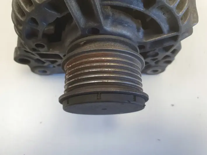 Audi A3 8L Golf IV Seat Leon 1.9 TDI ALTERNATOR 028903028E 90A