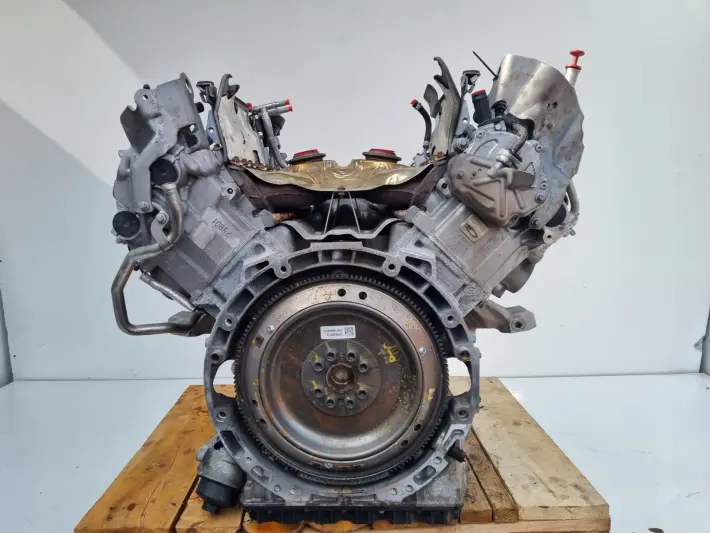 SILNIK Mercedes W205 A205 C205 C63 C63S AMG 4.0 V8 BITURBO 177980 177.980
