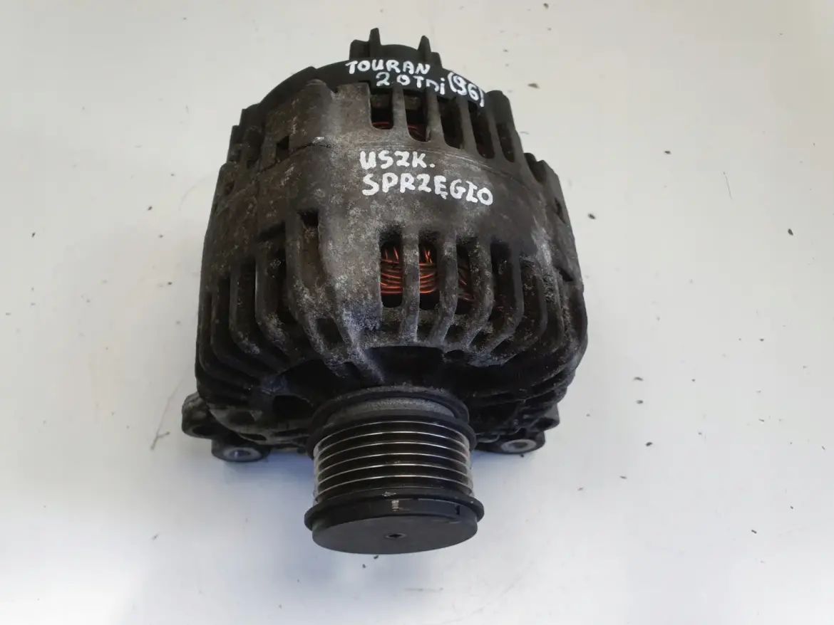 VW Touran I 2.0 TDI ALTERNATOR 06F903023C valeo 140A