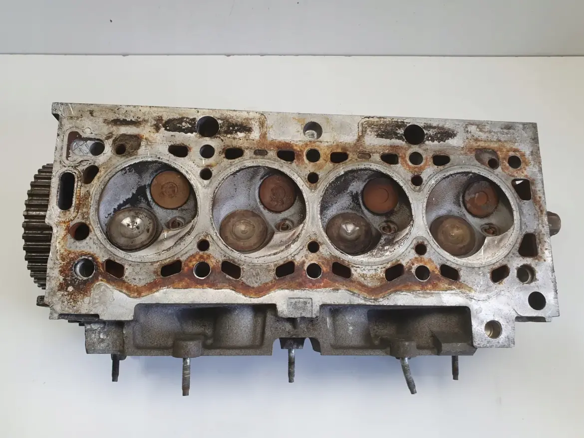 Citroen C3 1.4 8V GŁOWICA CYLINDRÓW 9634005110