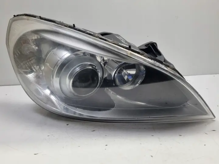 Volvo V60 S60 II PRZEDNIA LAMPA PRAWA prawy przód XENON EUROPA 31299991