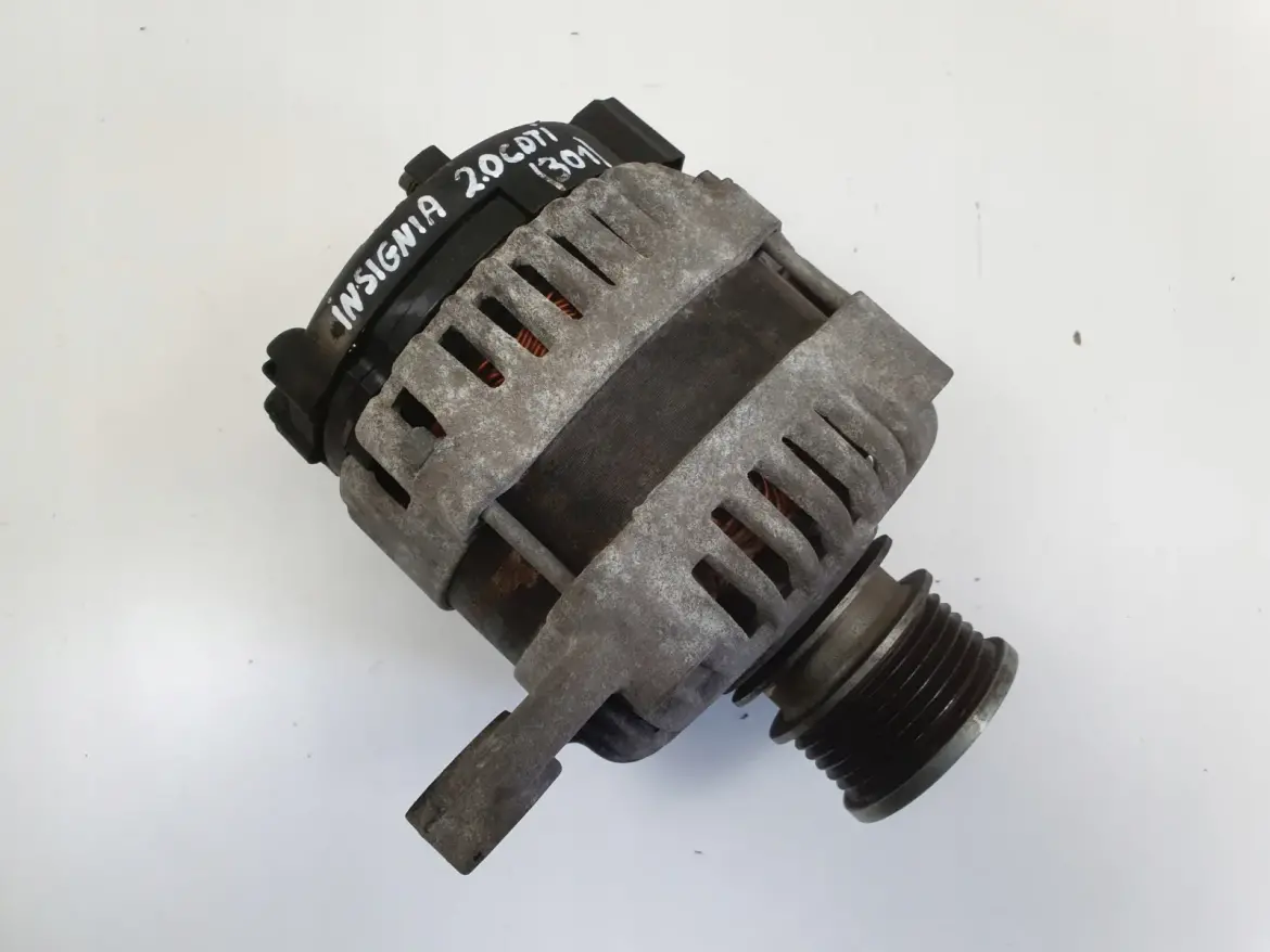 Opel Insignia 2.0 CDTI ALTERNATOR