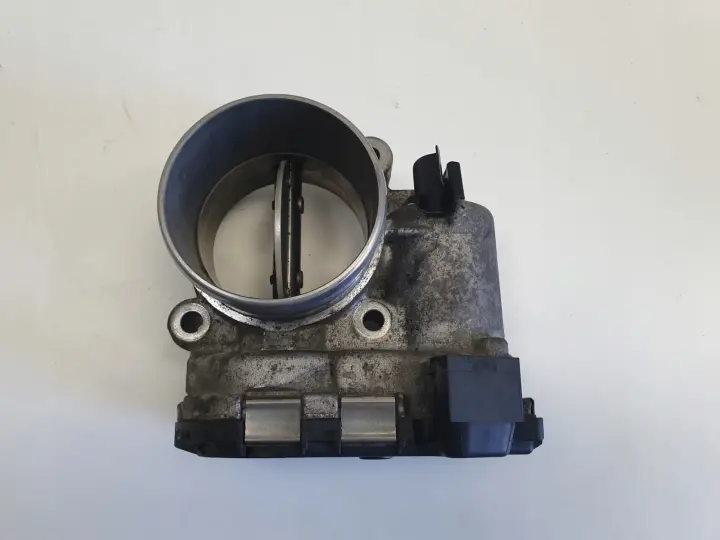 Volvo S60 II V60 2.0 D D3 PRZEPUSTNICA 31216665 bosch 0280750520