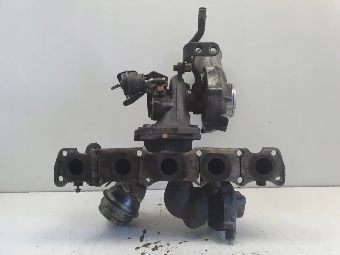 Volvo V60 XC60 S80 2.4 D5 TURBOSPRĘŻARKA turbo 36002757 36002640 31293086