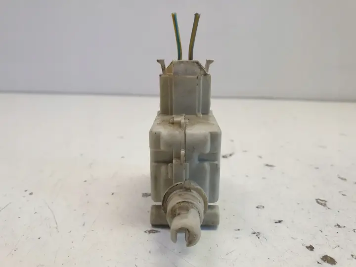 a5bbed823a9f5dc2f8c4fe0ffef31c63