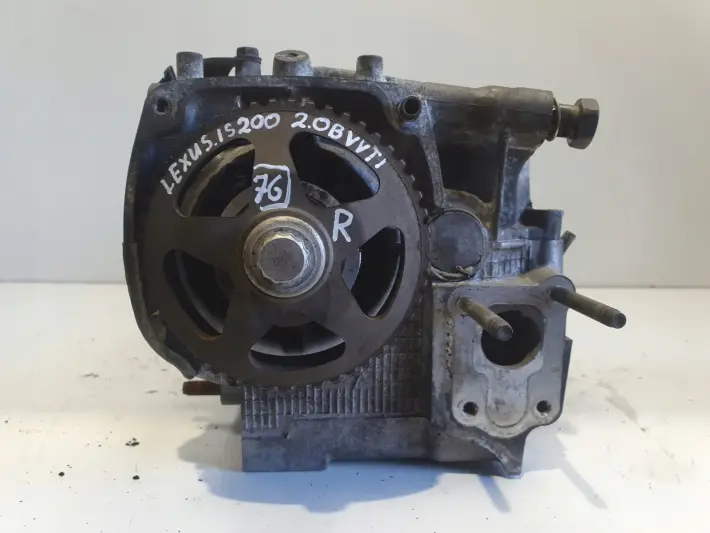 Lexus IS 200 IS200 2.0 B VVTi GŁOWICA CYLINDRÓW