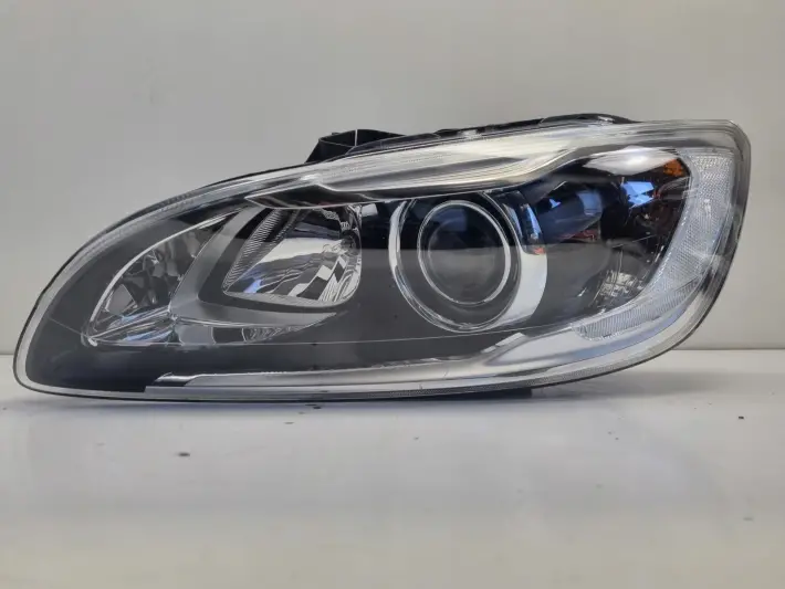 Volvo S60 II V60 LIFT PRZEDNIA LAMPA LEWA lewy przód XENON skrętna 31420261