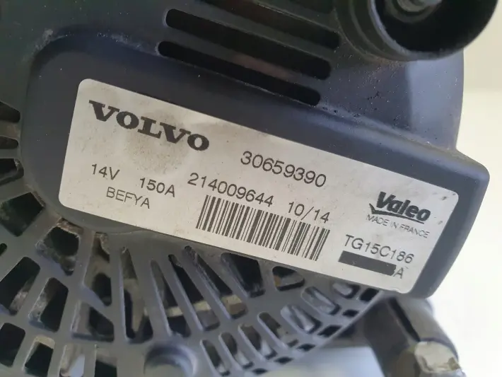 Volvo V40 II 1.6 D2 ALTERNATOR 30659390 valeo 150A