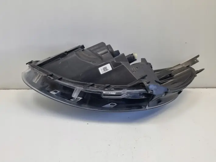 Renault Clio IV 16-20r LIFT PRZEDNIA LAMPA PRAWA PRAWY PRZÓD 260100653R