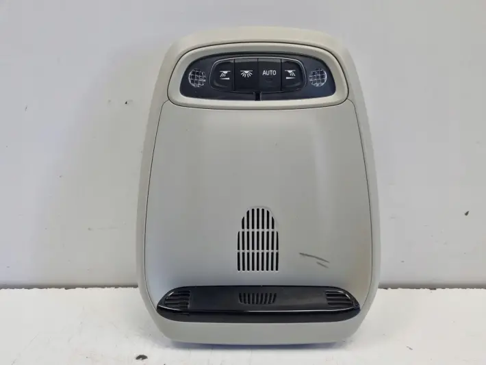 Volvo V40 II LAMPKA OŚWIETLENIA KABINY Podsufitka 31398259