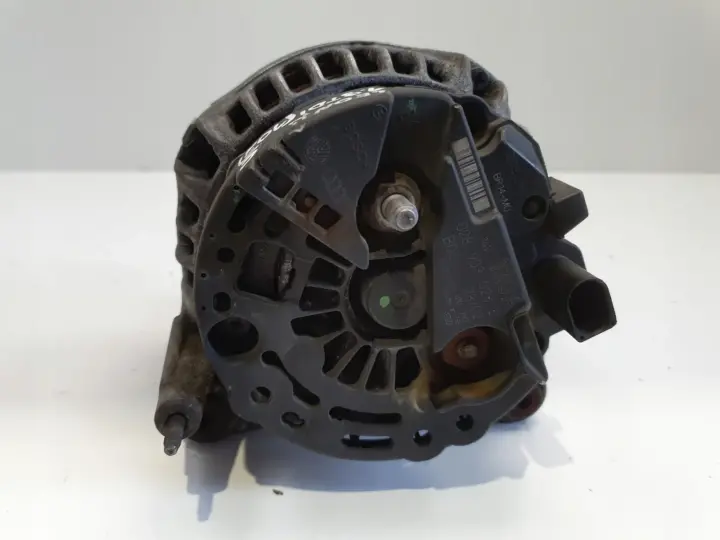 Seat Leon I 1.9 TDI ALTERNATOR bosch 028903028E 120A
