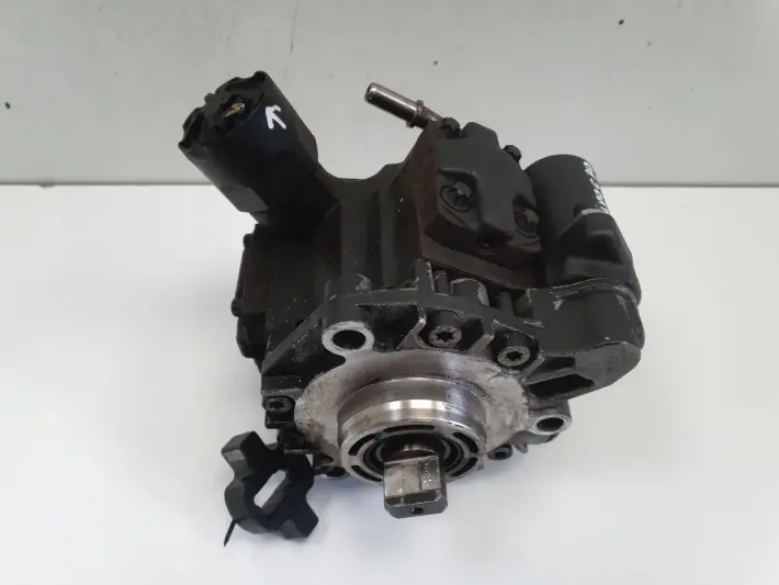 Volvo C30 V50 S40 II V70 III 2.0 D POMPA WTRYSKOWA paliwa
