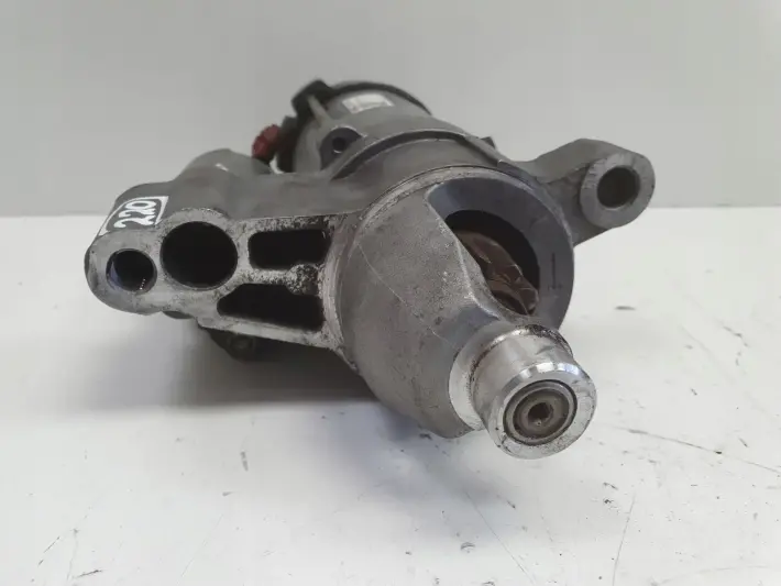 Audi A6 C7 2.0 TDI ROZRUSZNIK denso 03L911024B 428000-7882