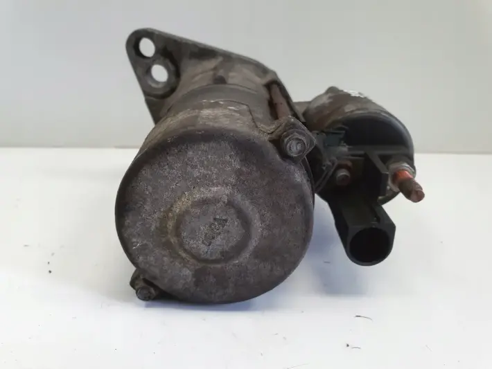 VW Golf V 1.9 TDI ROZRUSZNIK valeo 02Z911023H