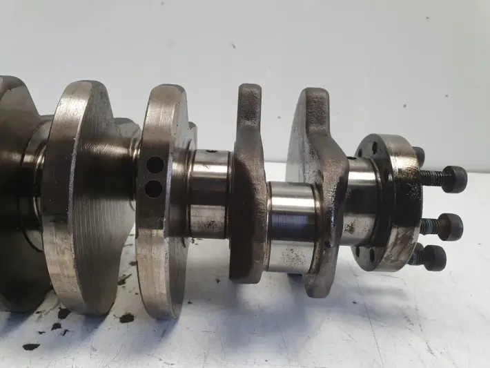 Opel Corsa D 1.3 CDTI WAŁ KORBOWY Z13DTJ