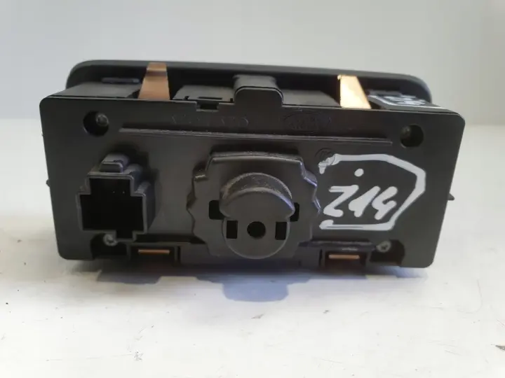 Volvo XC60 V60 S60 II WŁĄCZNIK ŚWIATEŁ Przełącznik panel 30739413