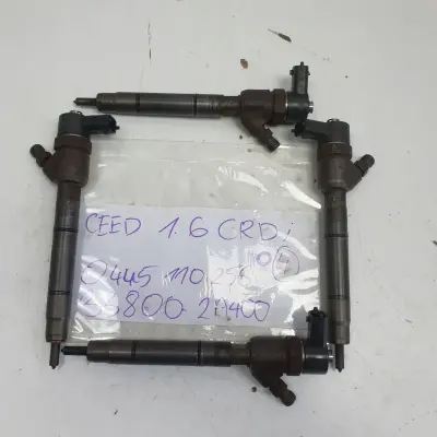 Kia Ceed 1.6 CRDI WTRYSKIWACZ wtrysk 0445110256