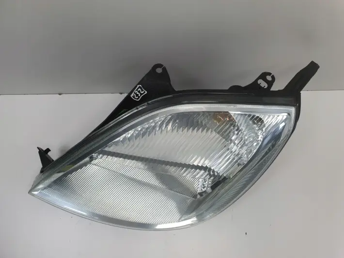 Ford Fiesta MK6 02-08r PRZEDNIA LAMPA LEWA LEWY PRZÓD anglik 2S6X-13W030-BJ