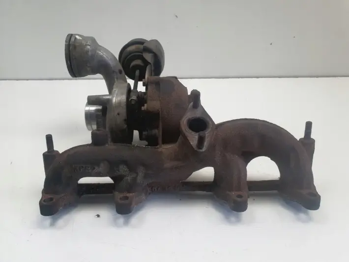 VW Golf V 1.9 TDI TURBOSPRĘŻARKA turbo 038253014G