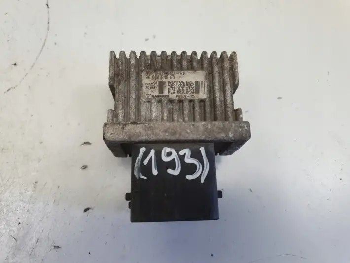 Peugeot 508 I Citroen C5 III PRZEKAŹNIK ŚWIEC ŻAROWYCH 9663824880