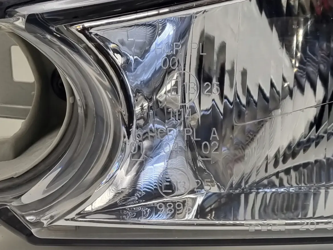 Ford Mondeo II MK2 96-00r PRZEDNIA LAMPA LEWA LEWY PRZÓD nowa europa