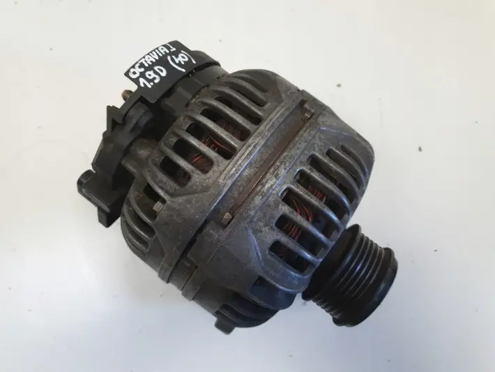 Audi A3 8L Golf IV 1.9 TDI ALTERNATOR 028903028E 0124515010 120A