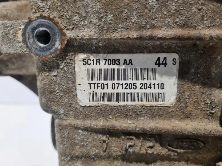 09d1072cd51ae7e337319e00b6d7f053