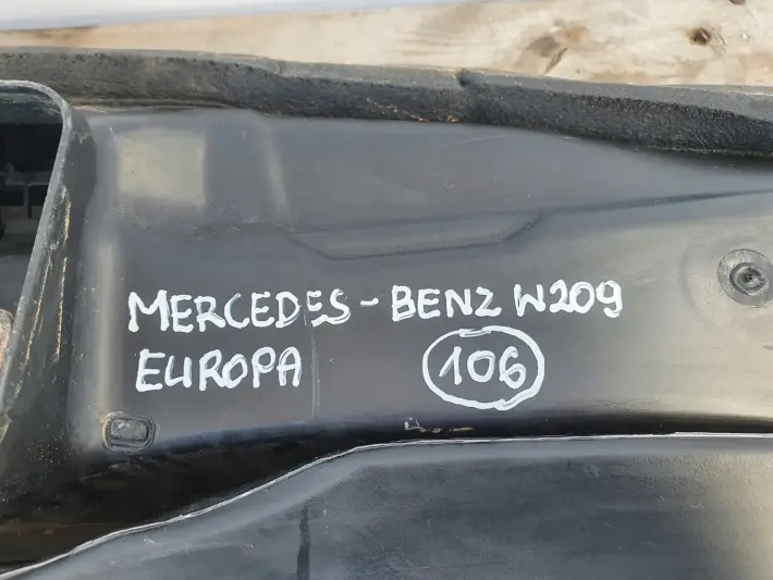Mercedes CLK W209 DESKA ROZDZIELCZA KONSOLA EUROPA