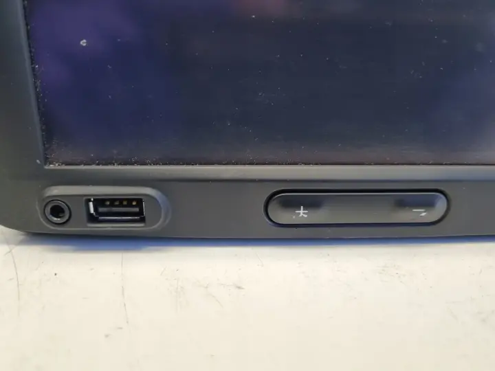 Renault Captur I WYŚWIETLACZ RADIA EKRAN Nawigacji 281150198R