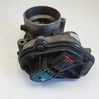 Ford Focus MK2 1.8 16V PRZEPUSTNICA 4M5G-ED