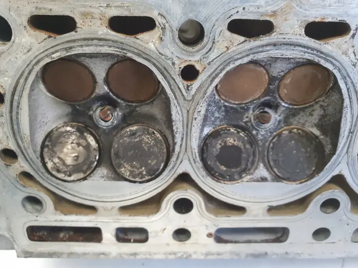 Renault Clio III 1.6 16V GŁOWICA CYLINDRÓW 8200293024