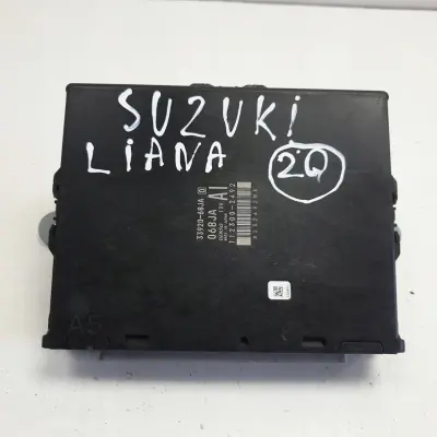 Liana 1.6 B STEROWNIK SILNIKA Komputer 33920-68JA