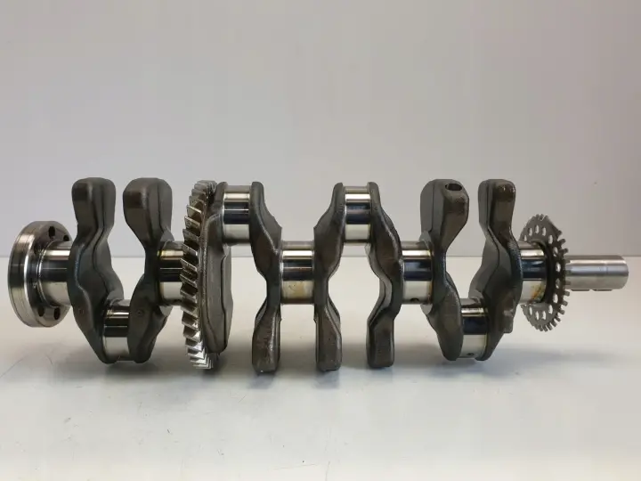 Lexus GS IV GS 300h 2.5 V6 WAŁ KORBOWY