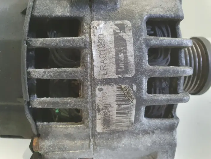 Renault Trafic II 1.9 DCI ALTERNATOR
