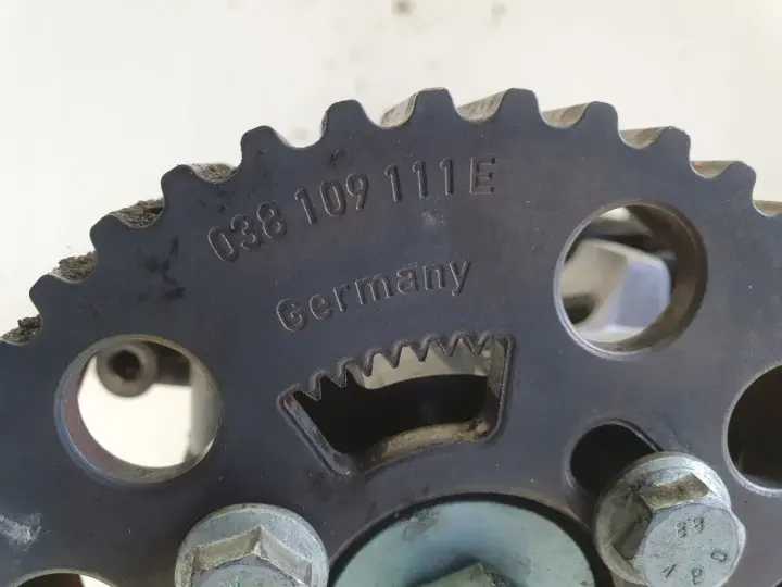 VW Passat B6 2.0 TDI GŁOWICA CYLINDRÓW 03G103373A