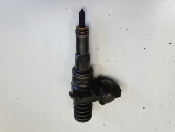 VW Golf IV Bora 1.9 TDI POMPOWTRYSKIWACZ wtrysk 038130073AQ