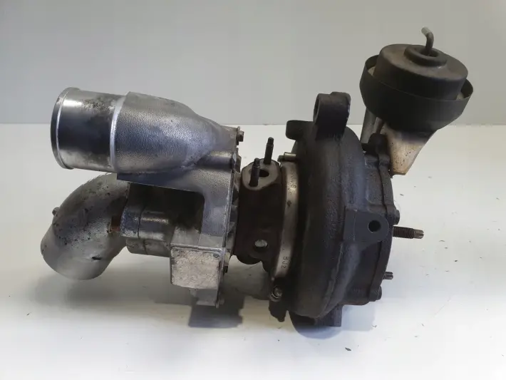 Lexus IS IS220 2.2 D-CAT TURBOSPRĘŻARKA 17201-26010